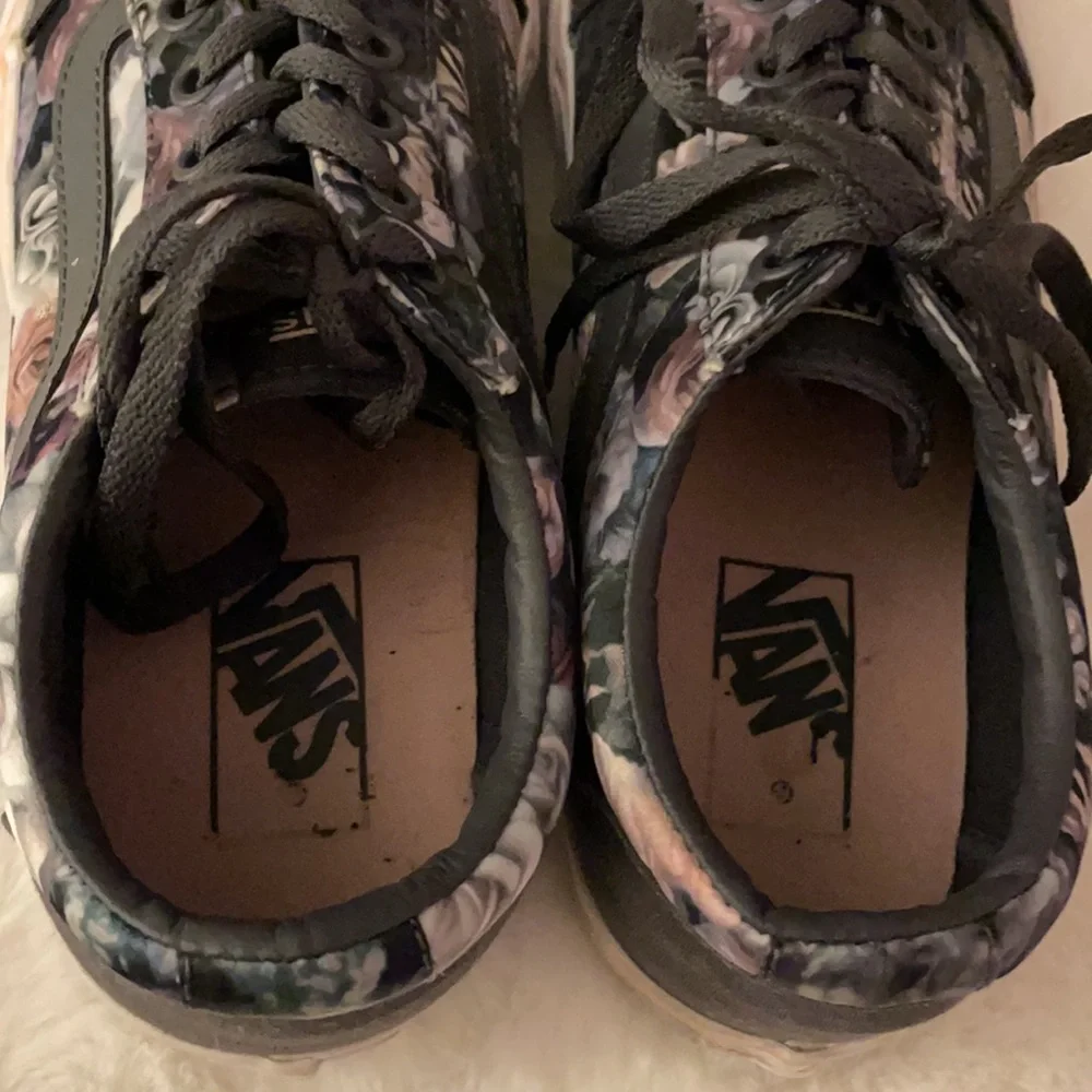 Vans Grey Floral Unisex Sneaker in 9M - Picture 7 of 12